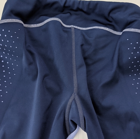 Athleta Girl Capri Leggings - Periwinkle and Navy Blue - Sz. Medium - Picture 6 of 9